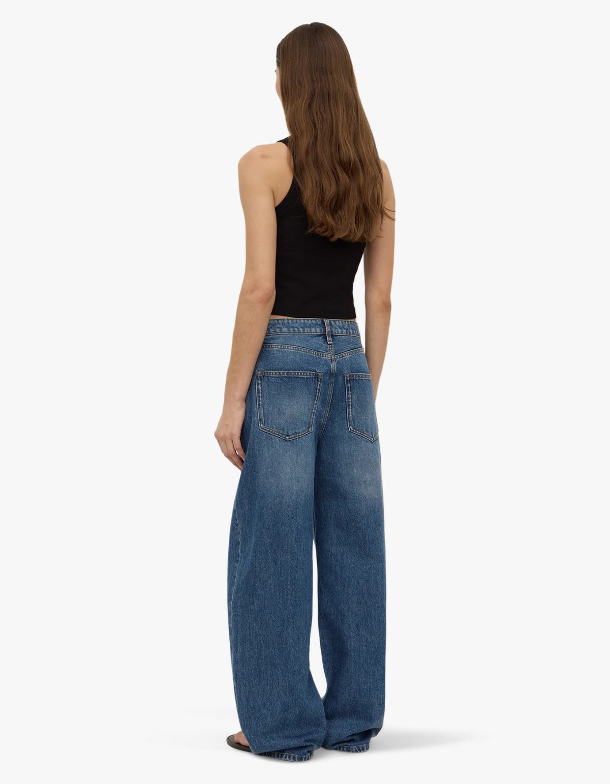 Low Curve Mid Rise Jean - Mid Blue