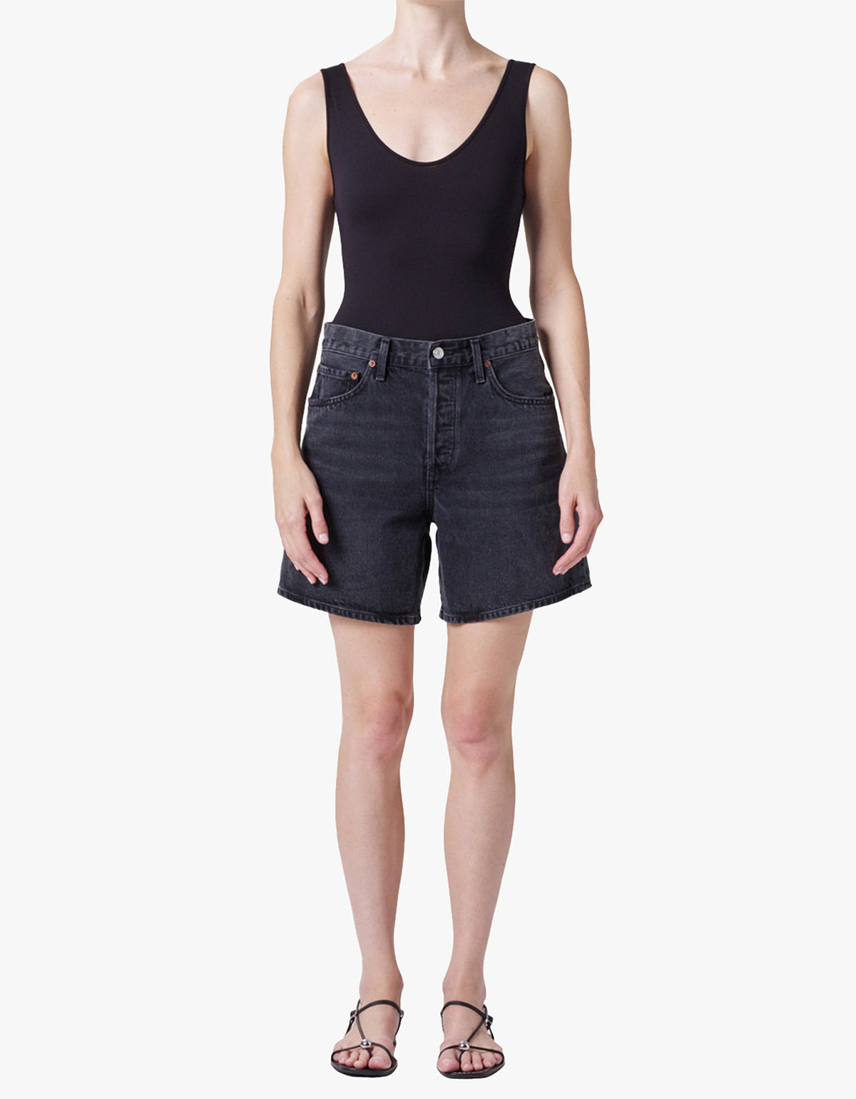 Dame Short - Hitch