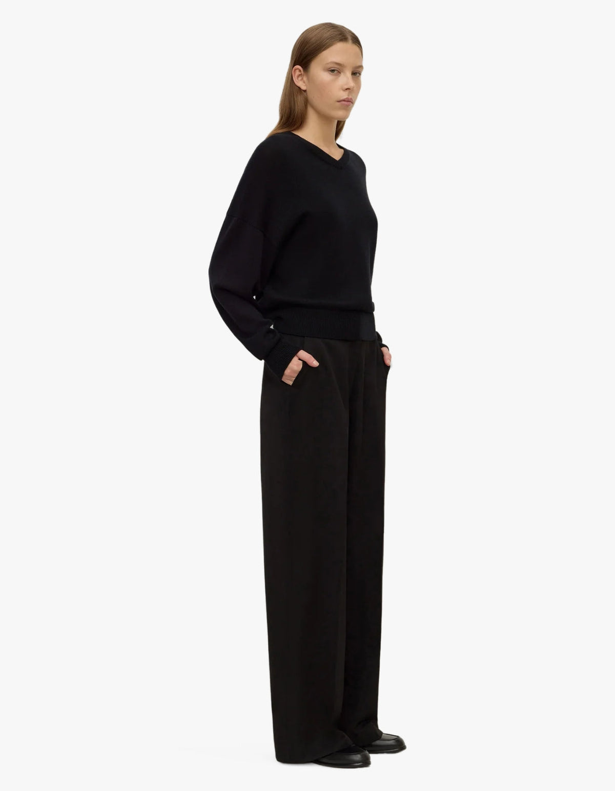 Mira V Neck Sweater - Black
