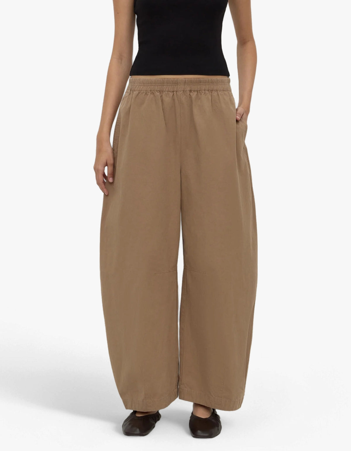 Lola Barrel Pant - Dark Tan
