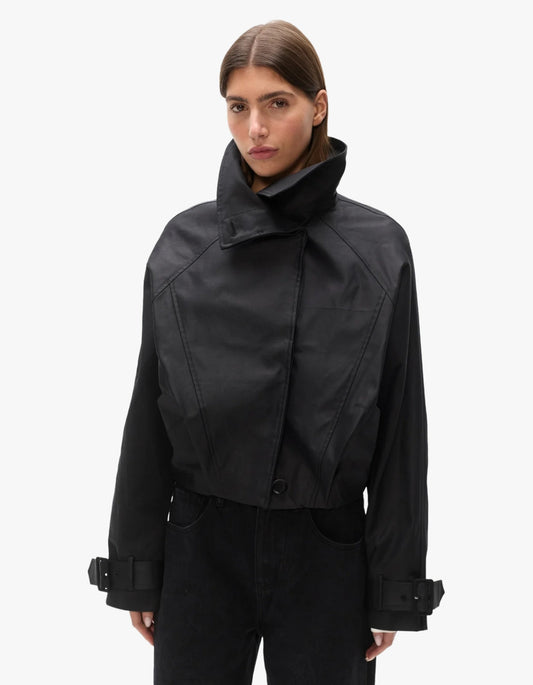 Koa Cropped Coat - Black