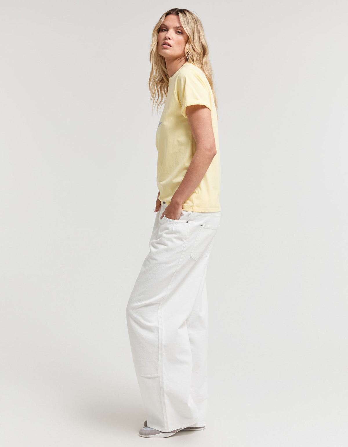 C'est L'amour Tee - Lemon