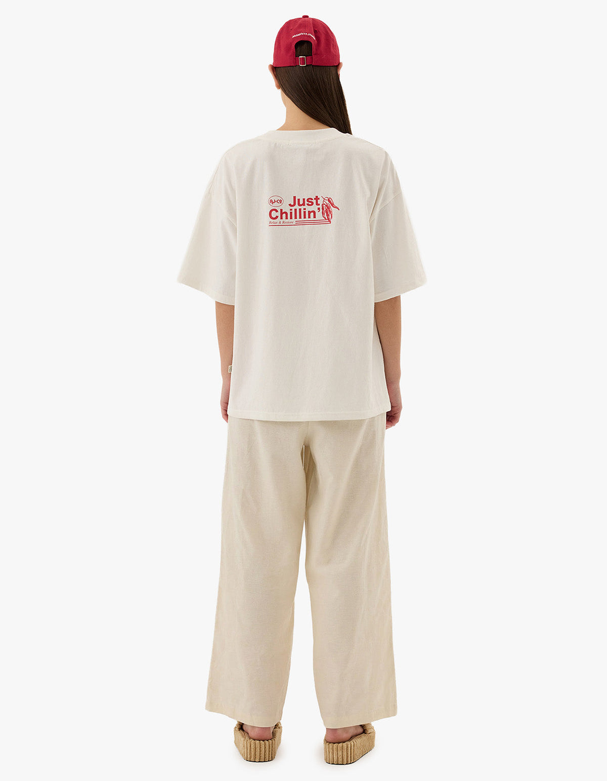 Chillin Tee - Snow