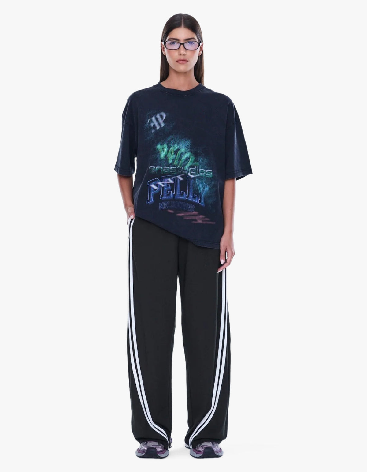Maeve Relaxed Tee - Vintage black