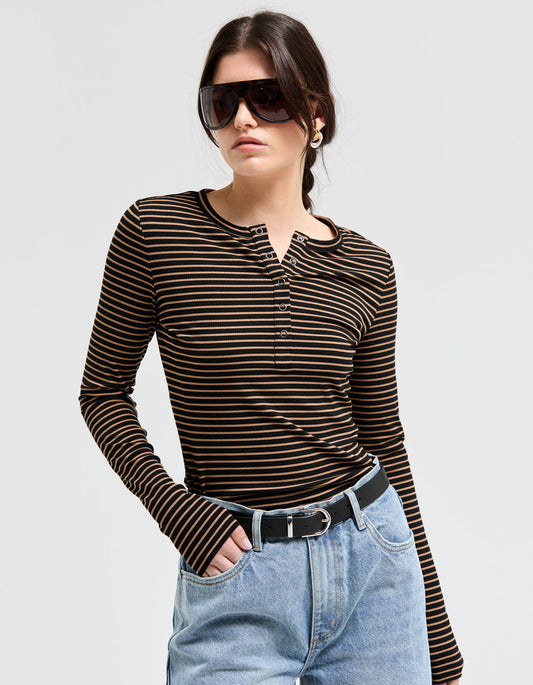Eve Henley Top - Black/Brown