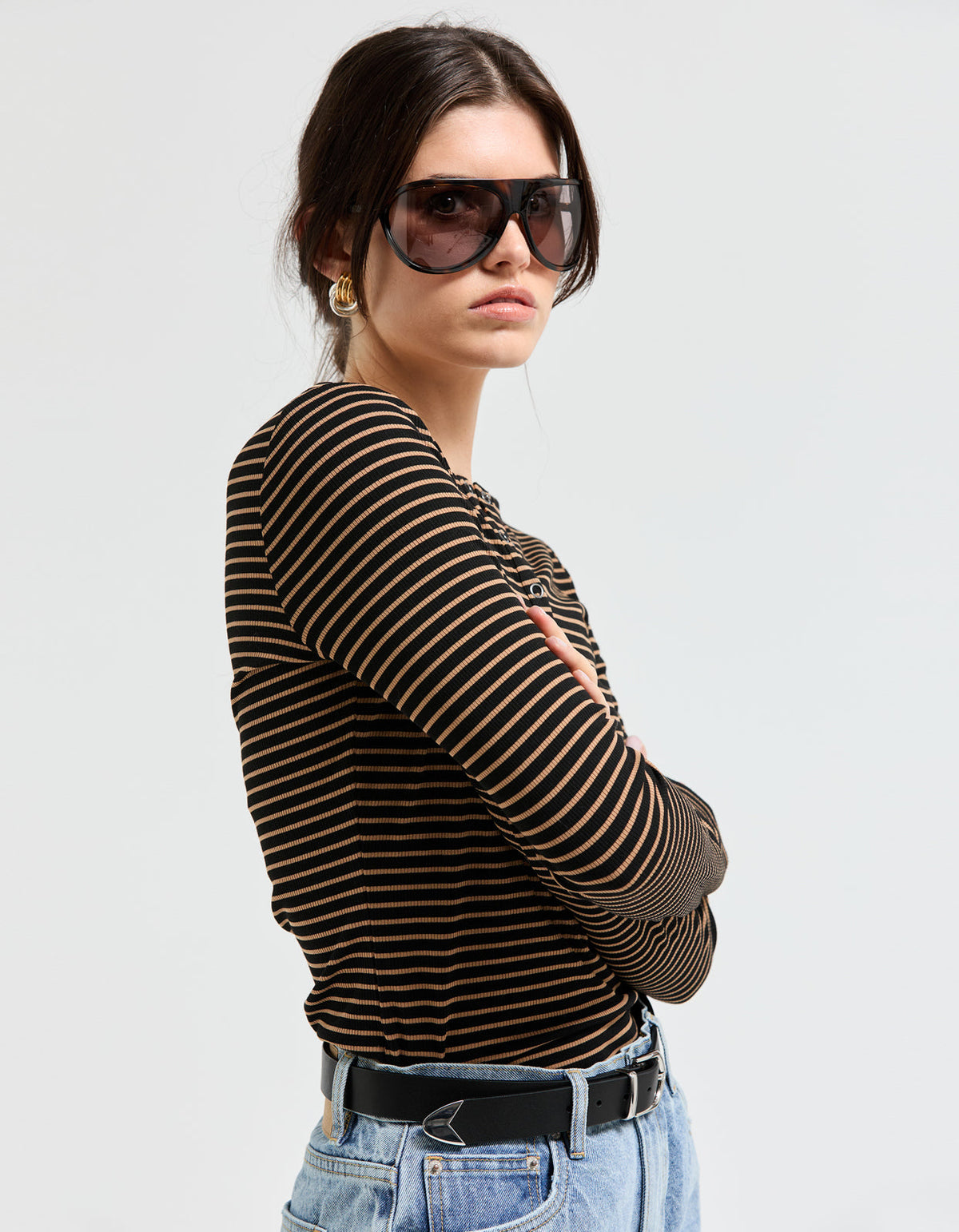 Eve Henley Top - Black/Brown