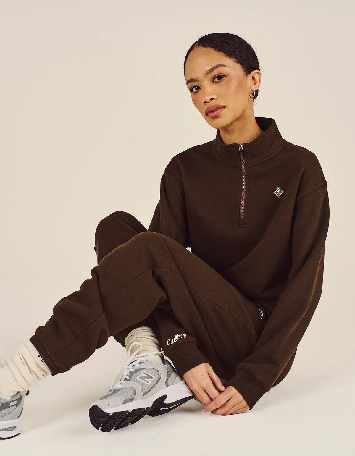 Delilah Diamond Sweatshirt - Brown