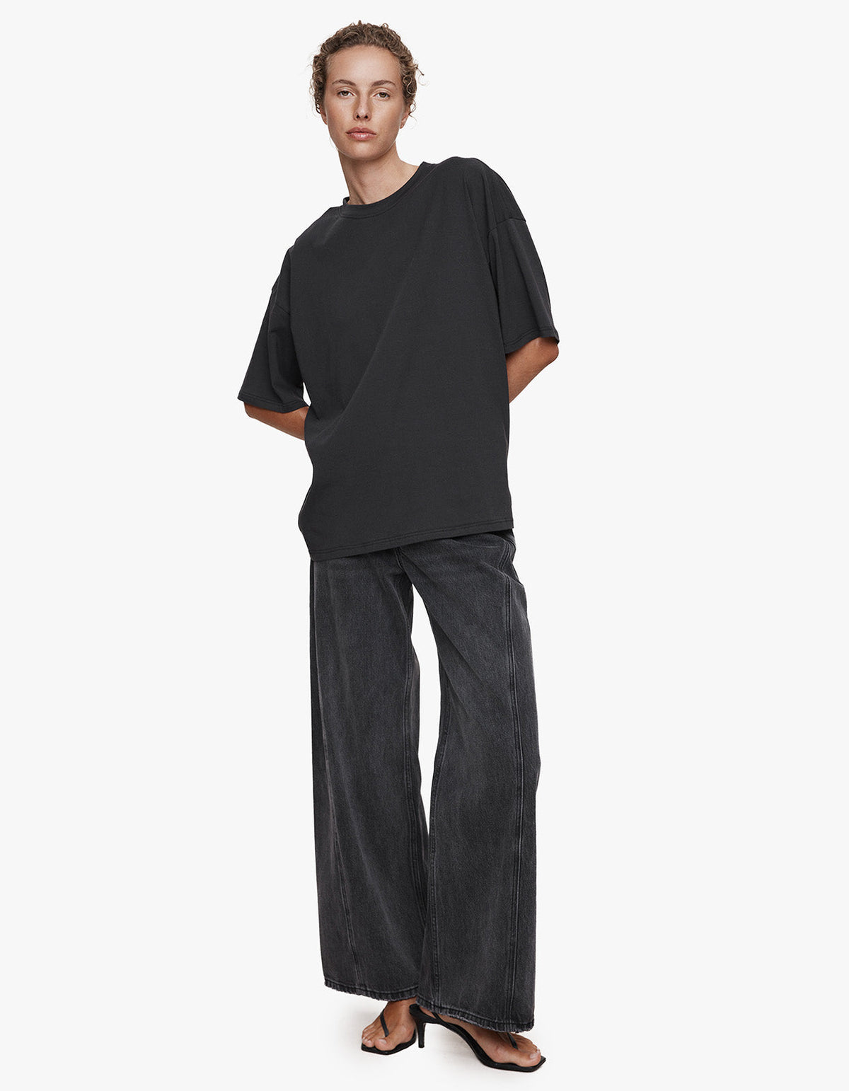 Hele Tee - Black