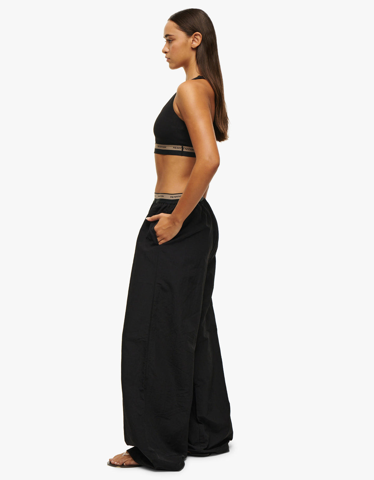 Avant Sports Bra - Black