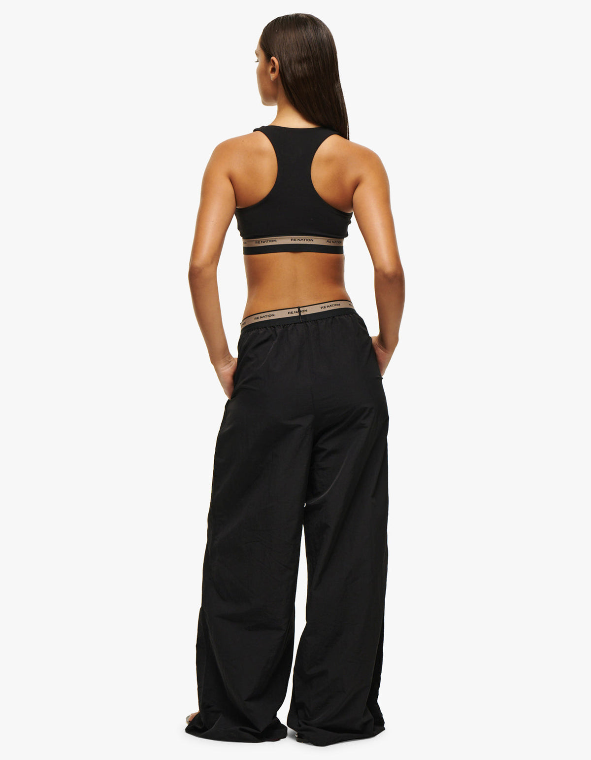 Avant Sports Bra - Black