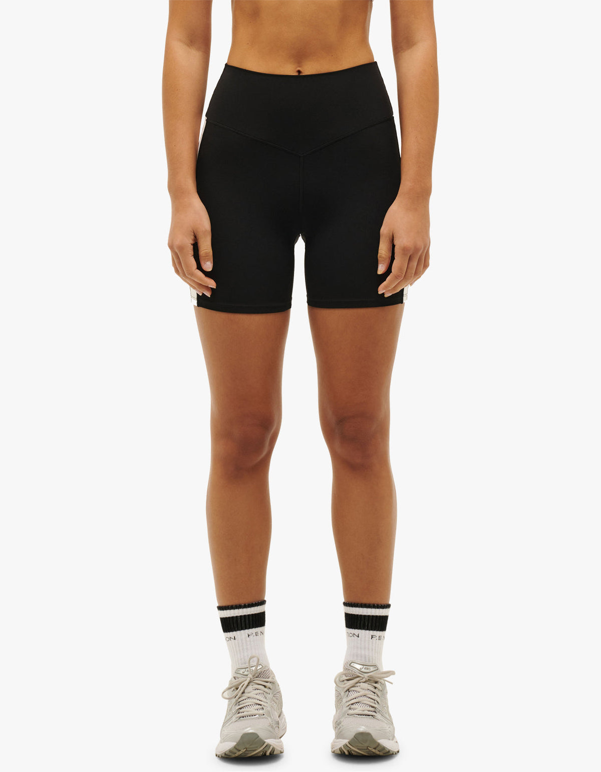 Freeplay 5 Bike Short - Black/White