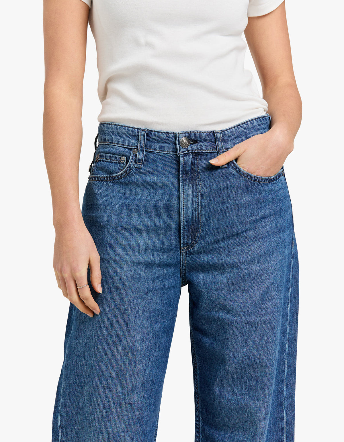 Featherweight Logan Mid-Rise Wide Leg - Delmt