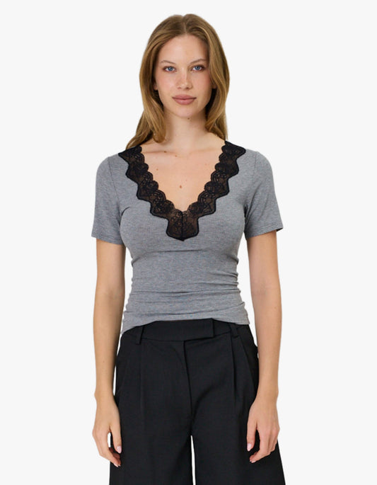 Lulu Tshirt - Smoke