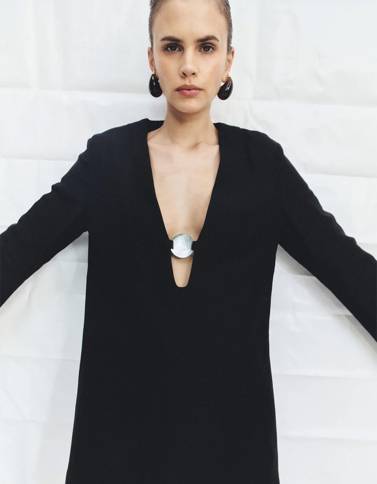 Paloma Plunged Long Sleeve Mini Dress - Black
