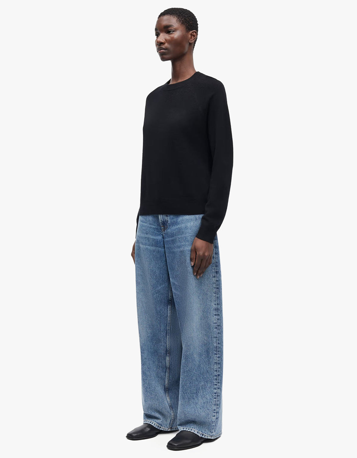 Boston O Neck Cashmere Knit 6304 - Black