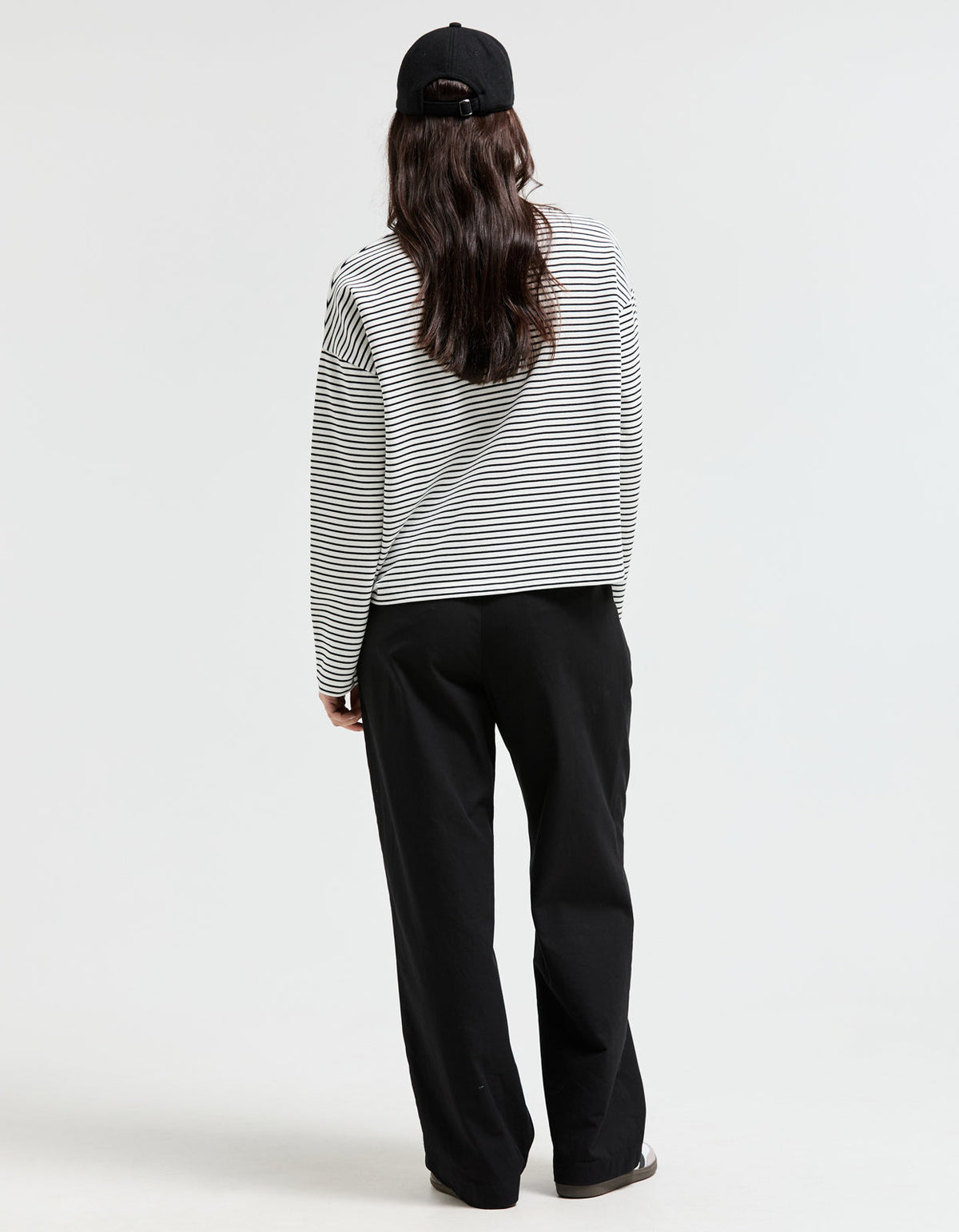 The Sky Stripe Long Sleeve Tee - Black/White