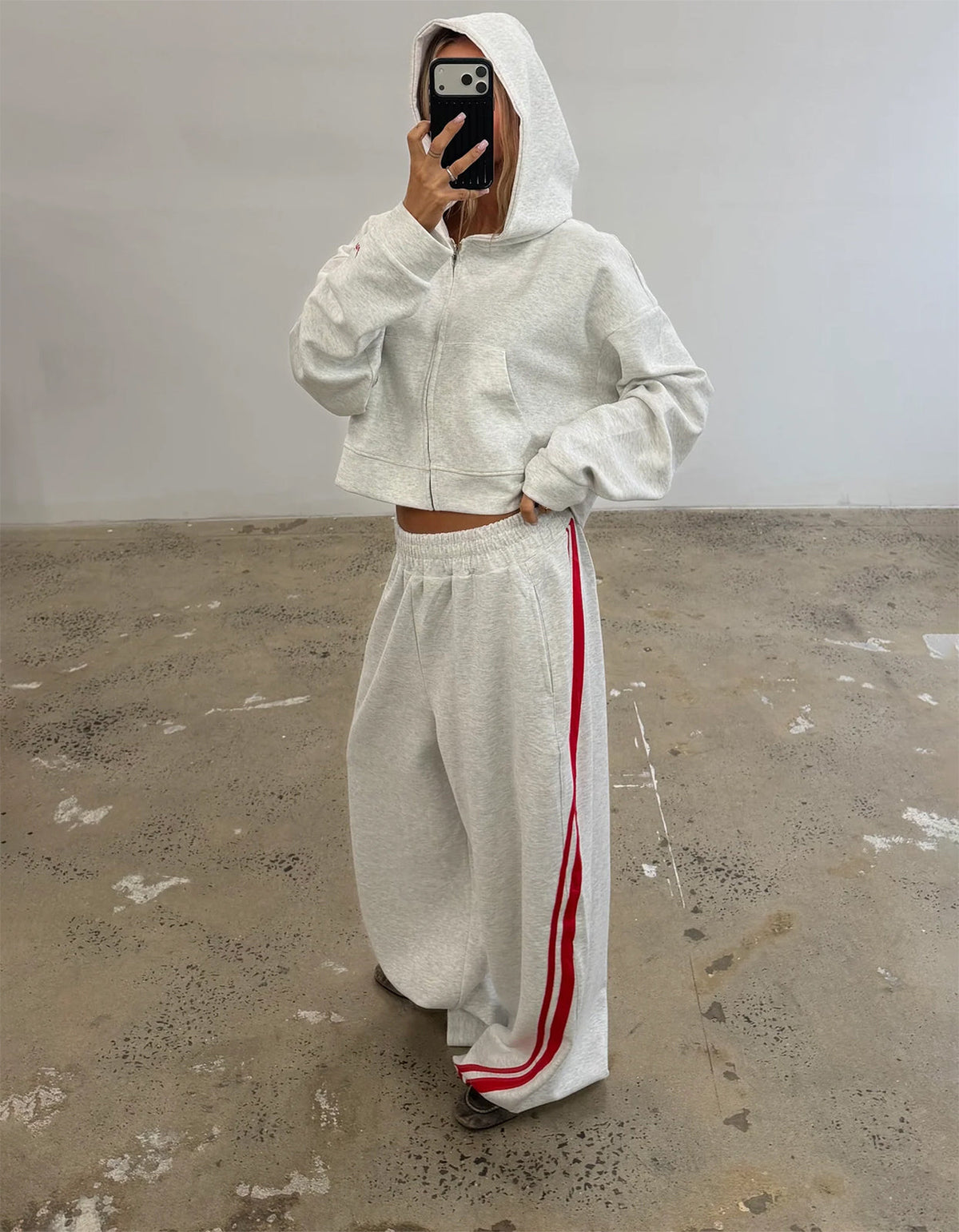 Cropped Hoodie - Grey & Red